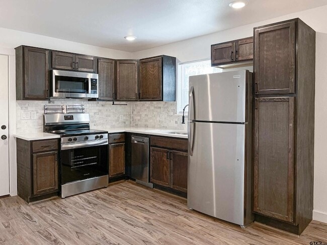 Photo - 1804 W 24th St