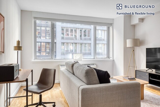 Photo - 120 W 21st St Unit FL4-ID677