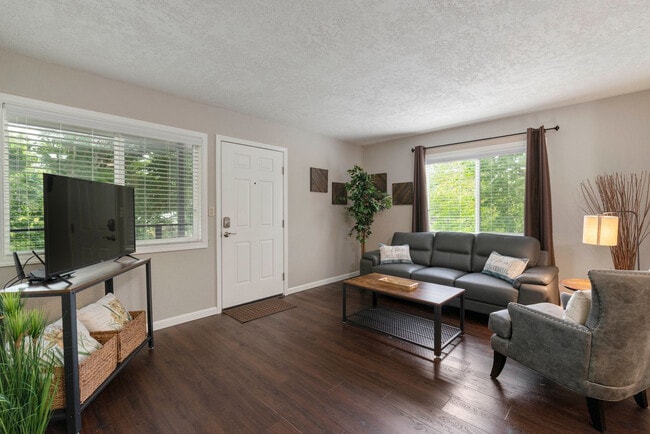 Photo - 617 SE Washington St Unit SI FL1-ID1631620P