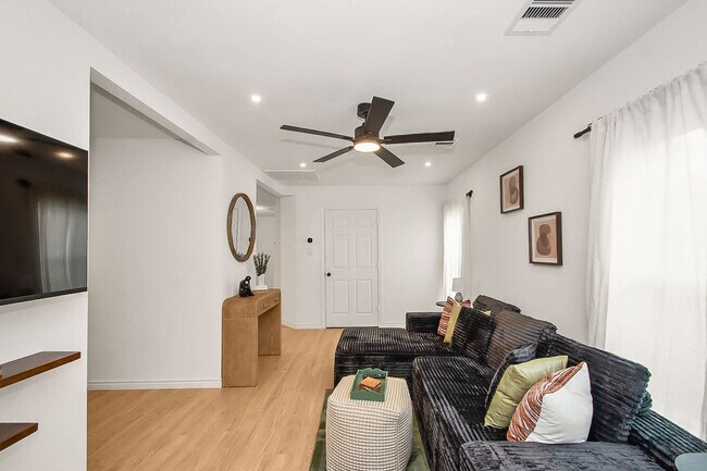 Photo - 3508 Omega St Unit SI ID1625837P