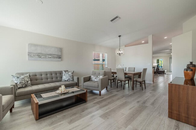 Building Photo - 4477 Sanibel Way Unit SI FL1-ID1590884P