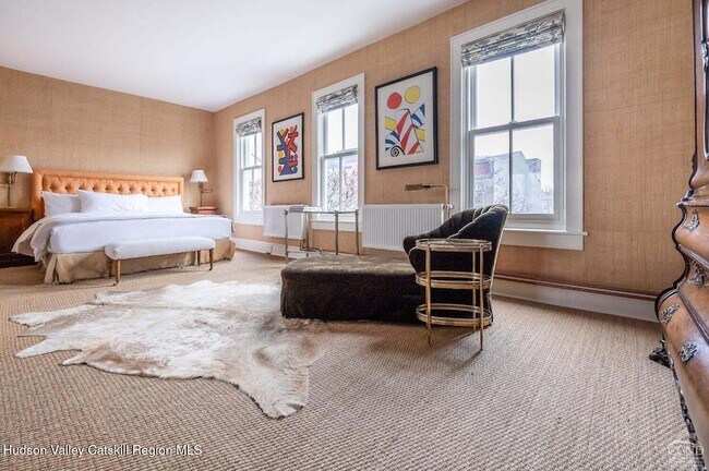 Photo - 613 Warren St Unit 2