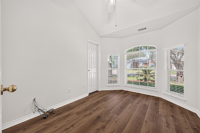 Photo - 3830 Flatwood Dr