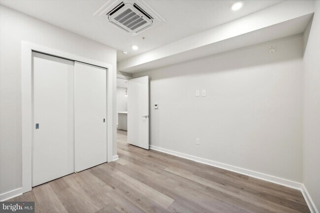 Photo - 3449 Scotts Ln Unit A409