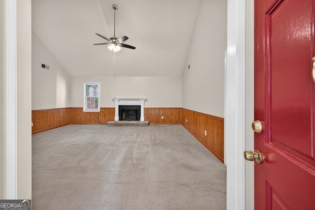 Photo - 129 Springbrook Dr