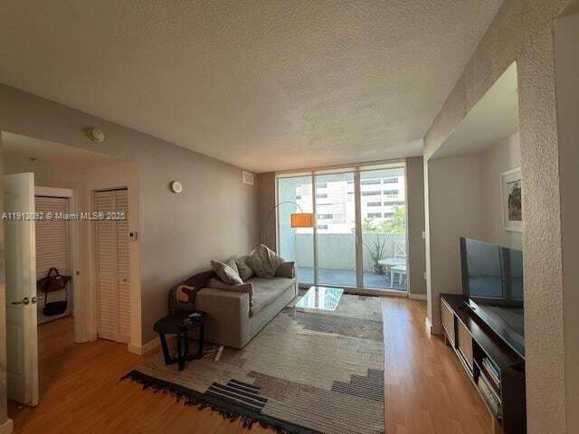 Photo - 500 NE 29th St Unit 503