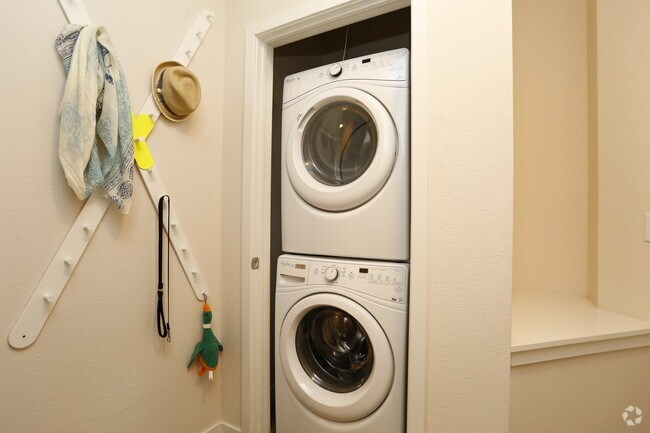 Photo - WestLink at Oak Station