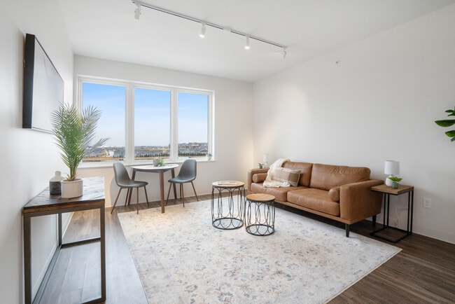 Photo - The Residence @ Willow Falls