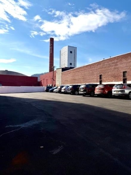 Photo - 38 Mill St