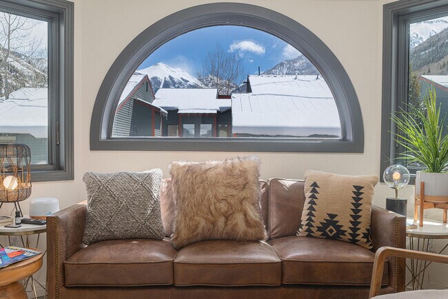 Photo - 280 Mahoney Dr Unit ID1324987P