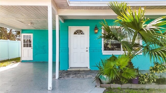 Photo - 5810 Tangerine Ave S