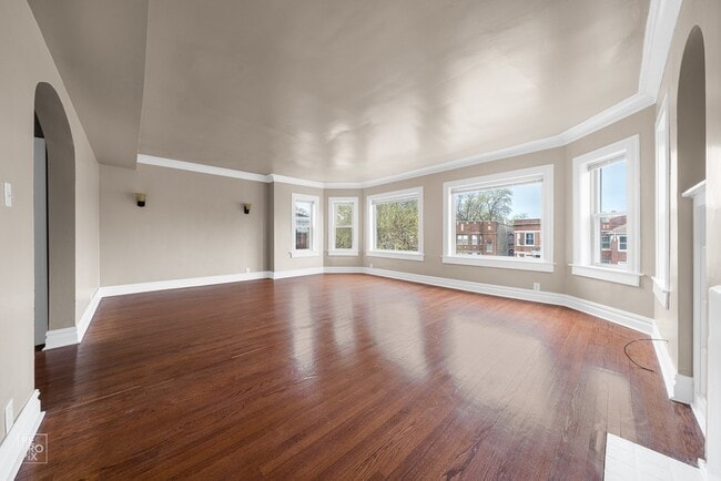 Photo - 7751 S Saginaw Ave Unit 3