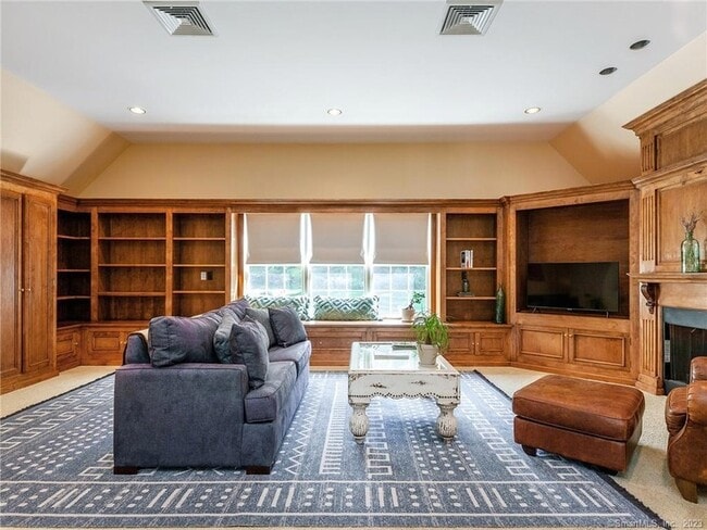 Photo - 160 North St