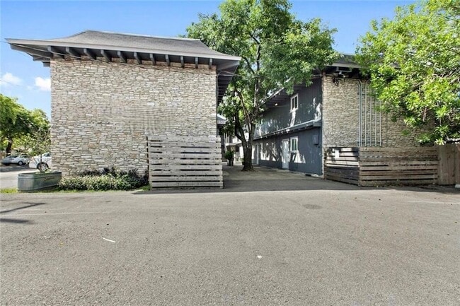 Photo - 2301 Ohlen Rd Unit 107