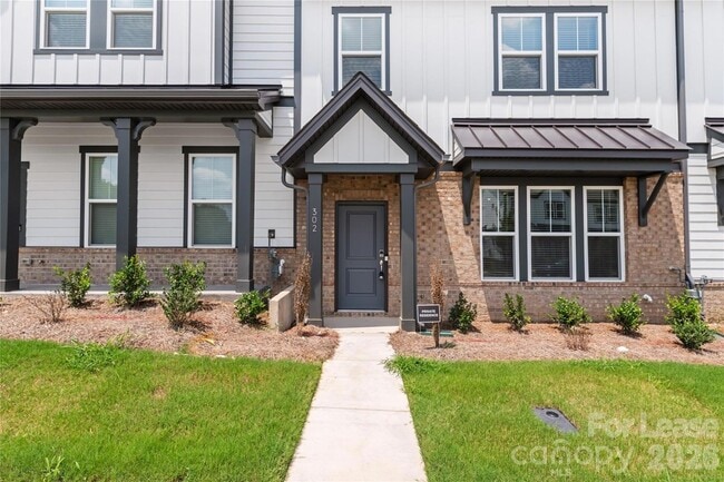 Photo - 302 Silver Fleet Dr