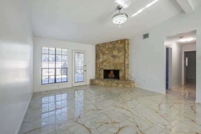 Photo - 3203 Golden Willow Dr