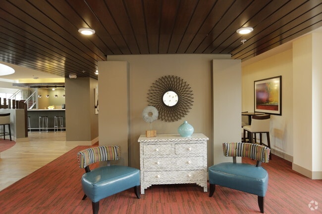 Community - Heights At Linden Square