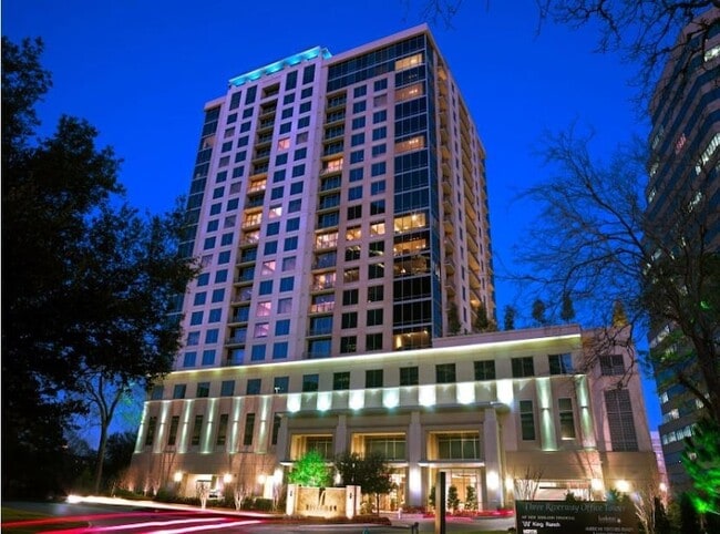 Building Photo - 7 Riverway Unit 1707