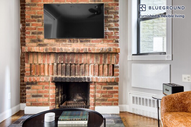 Photo - 209 E 25th St Unit FL3-ID826