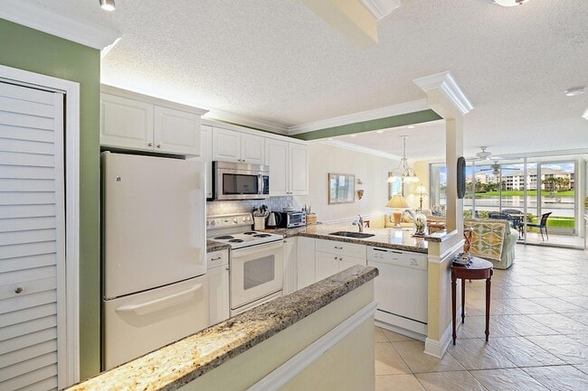 Photo - 353 S US Hwy 1 Unit B102