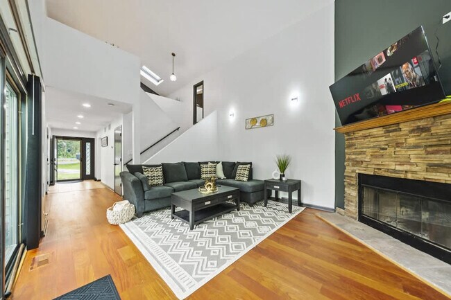 Photo - 38369 N Manor Ave Unit ID1237862P