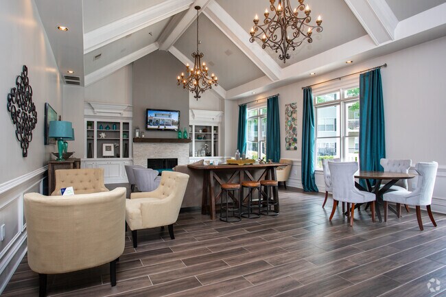 Clubroom - Highland Park Atlanta