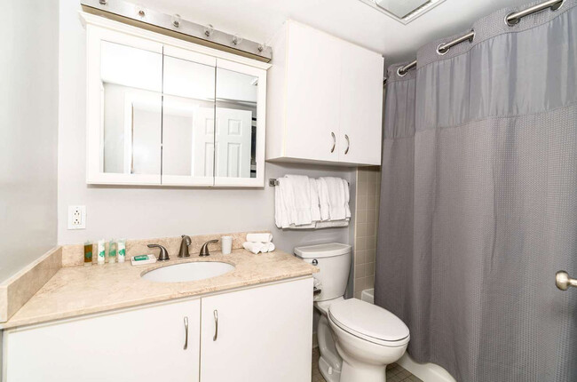 Photo - 127 Greyrock Pl Unit SI FL6-ID1050394P