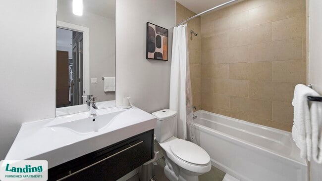 Photo - 1222 W Madison St Unit 511