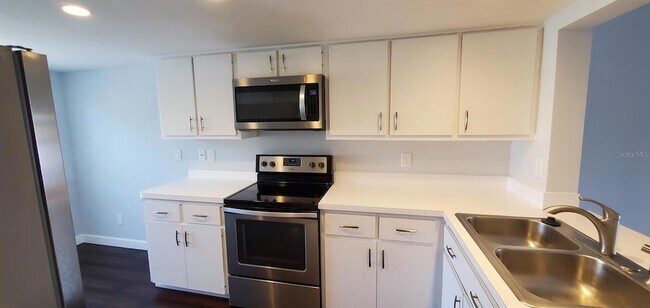 Photo - 5210 Wedgewood Ln Unit 76