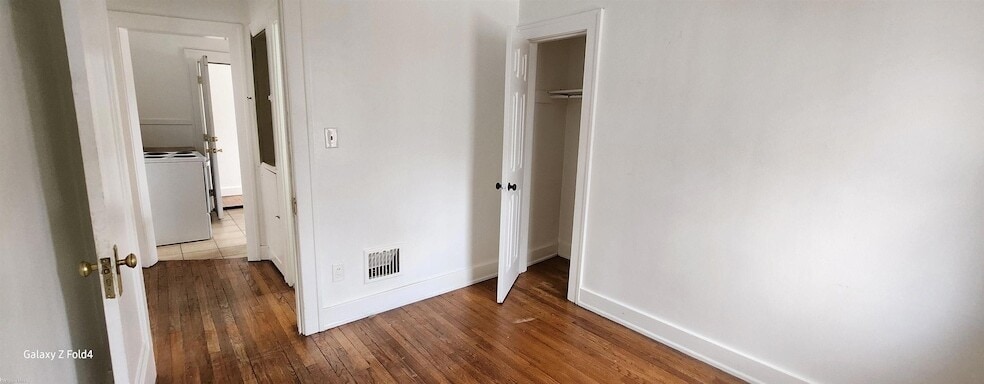 Photo - 29 E Harry Ave