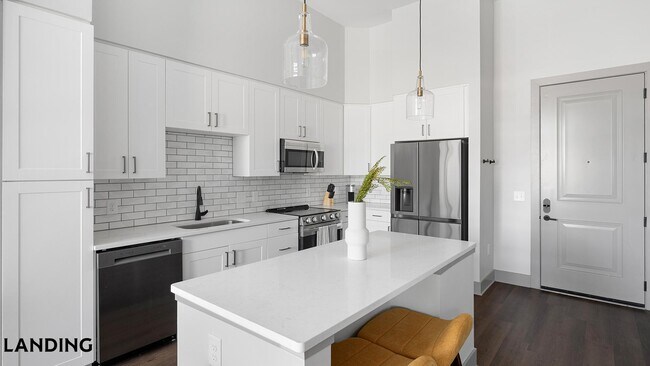 Photo - 1310 Hillside Ave Unit 103