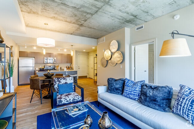 1BR, 1BA - Gillespie - Cadence Union Station