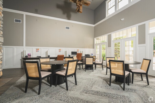 Clubhouse - Prairie Lakes