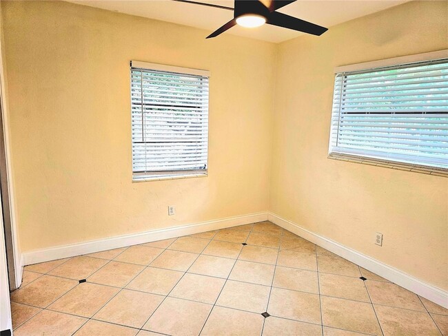 Photo - 5924 Dartmouth Ave N