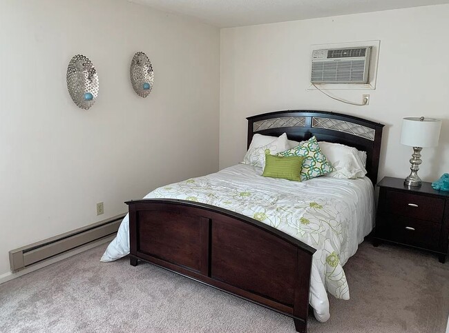 Bedroom - Turtle Creek Apartments