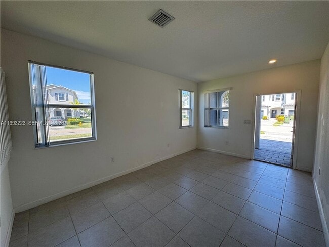 Photo - 1110 SE 27th Terrace