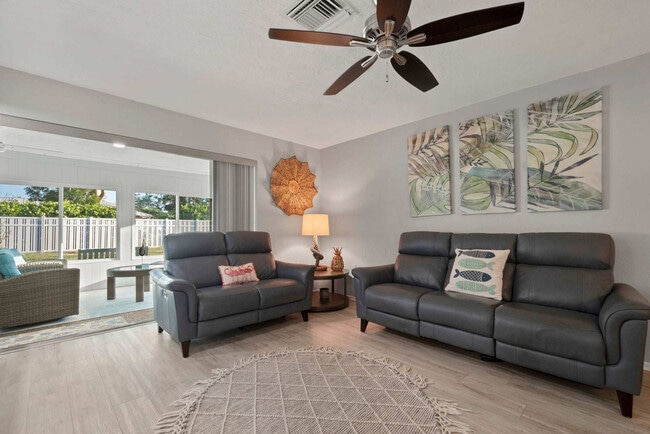 Photo - 7307 11th Ave W Unit ID1284307P