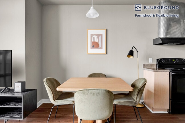 Photo - 989 112th Ave NE Unit SI FL19-ID204