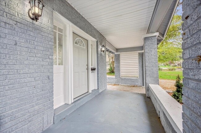 Photo - 3587 Cowden Ave