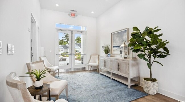 Photo - 31 Quaker Rdg Dr