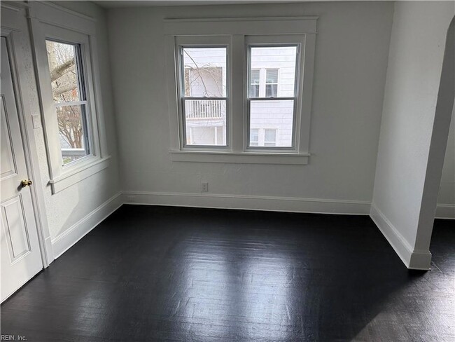 Photo - 1707 Holladay St