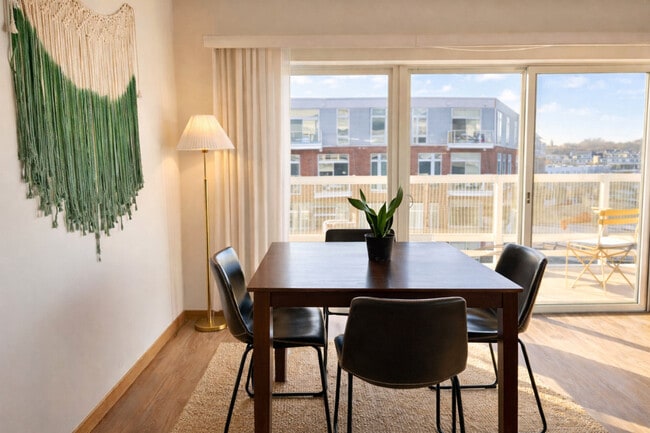 Photo - 1640 N Water St Unit SI ID1379033P