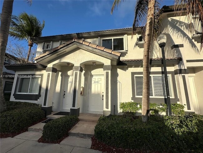 Building Photo - 2221 SE 24th Pl