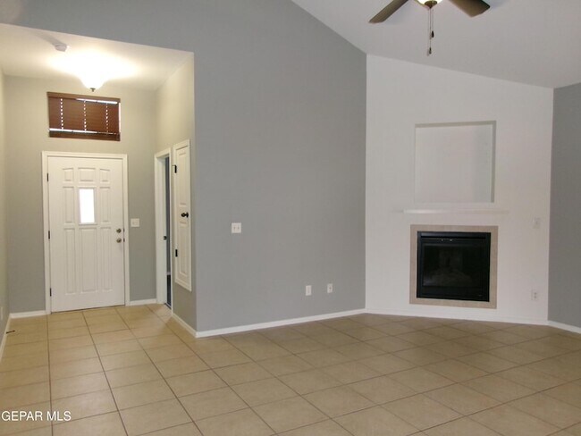 Photo - 5532 Ignacio Frias Dr