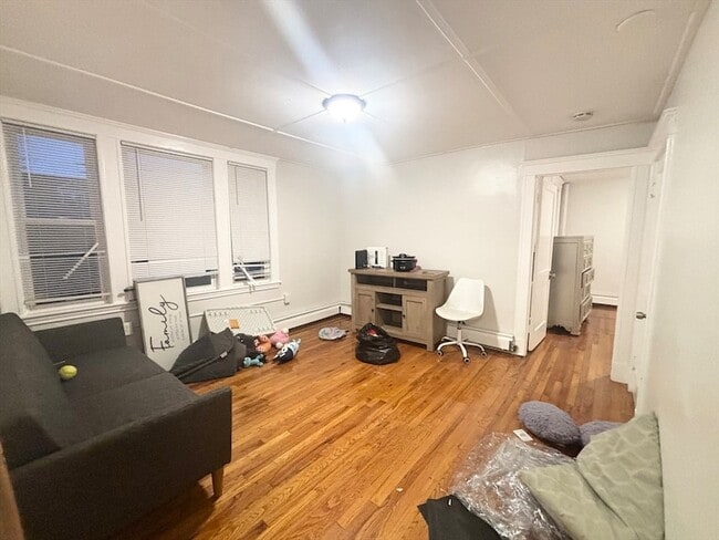 Building Photo - 11 Hancock St Unit 20