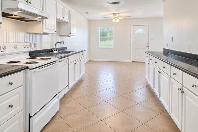Photo - 1805 Bayou Homes Dr