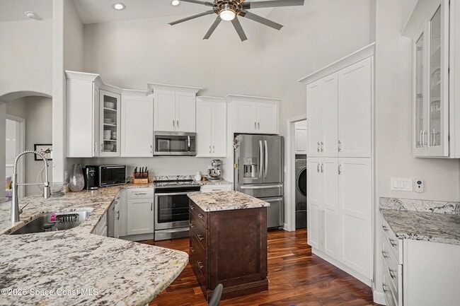 Photo - 139 Cambridge Ct