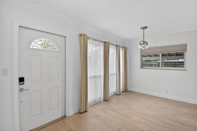 Photo - 1606 NE 15th Ave