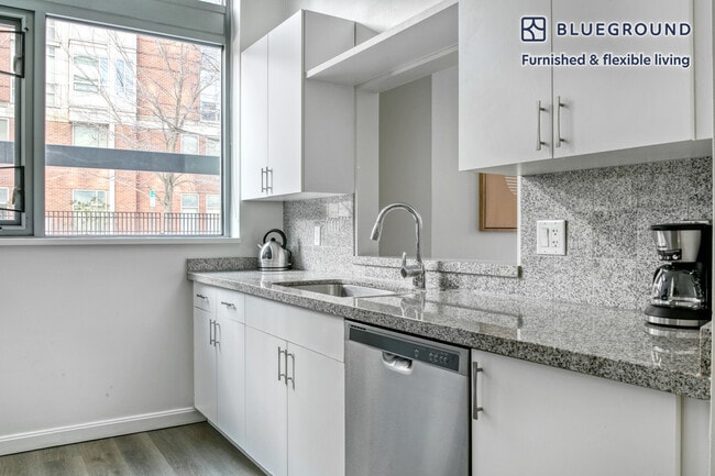 Photo - 100 Landsdowne St Unit FL1-ID588