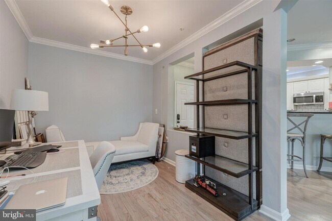 Photo - 5112 Donovan Dr Unit 102
